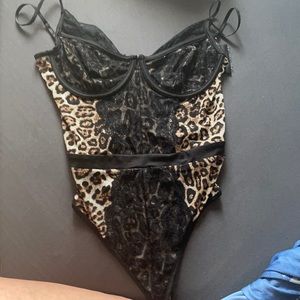 Leopard print body suit